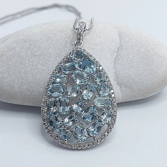 Natural Sky Blue Topaz Gemstone 925 Sterling Silver Necklace - Picture 3 of 8